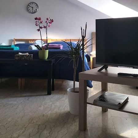 Апартаменти La Casa Di Marta - Ampia Ed Accogliente Mansarda In Piazza Statuto Турин Екстер'єр фото